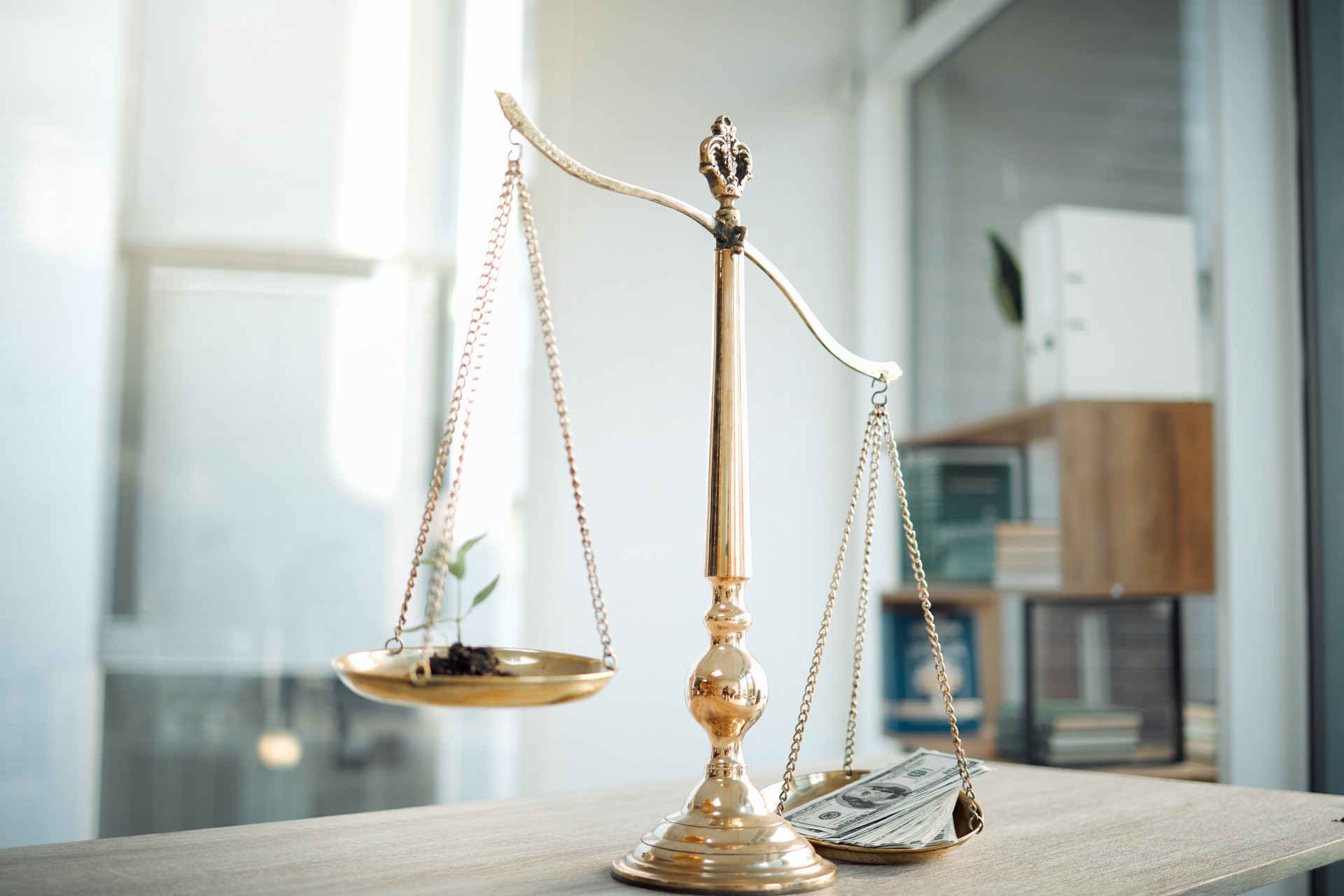 Recouvrement judiciaire par Huissier à Orléans
